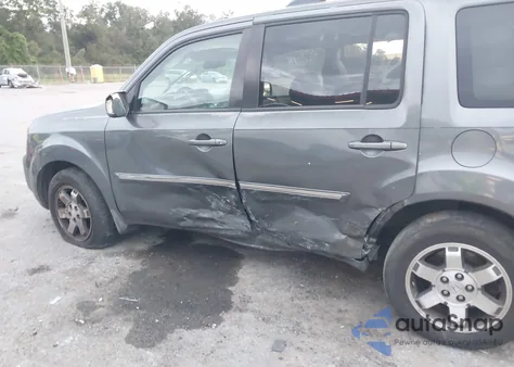 2010 Honda Pilot Touring из США, поврежденный, VIN 5FNYF3H92AB005676